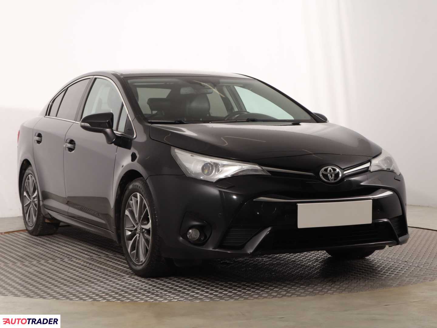 Toyota Avensis 2015 2.0 150 KM