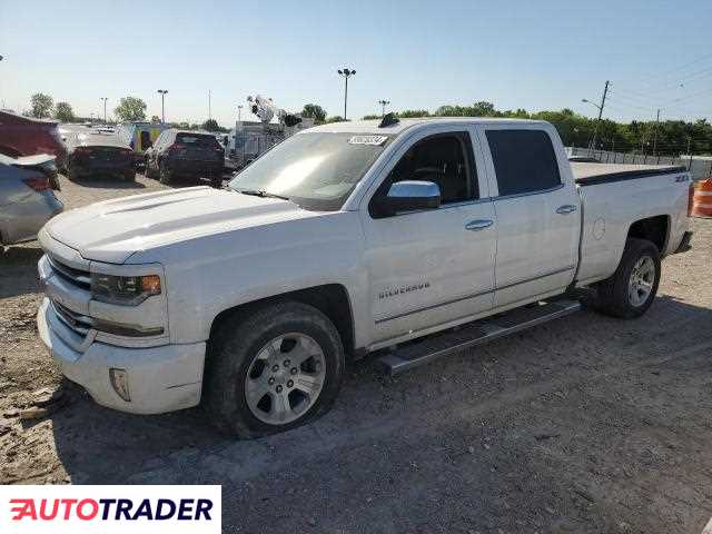 Chevrolet Silverado 5.0 benzyna 2018r. (INDIANAPOLIS)