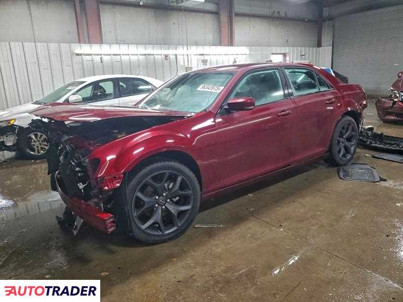 Chrysler 300C 2021 3