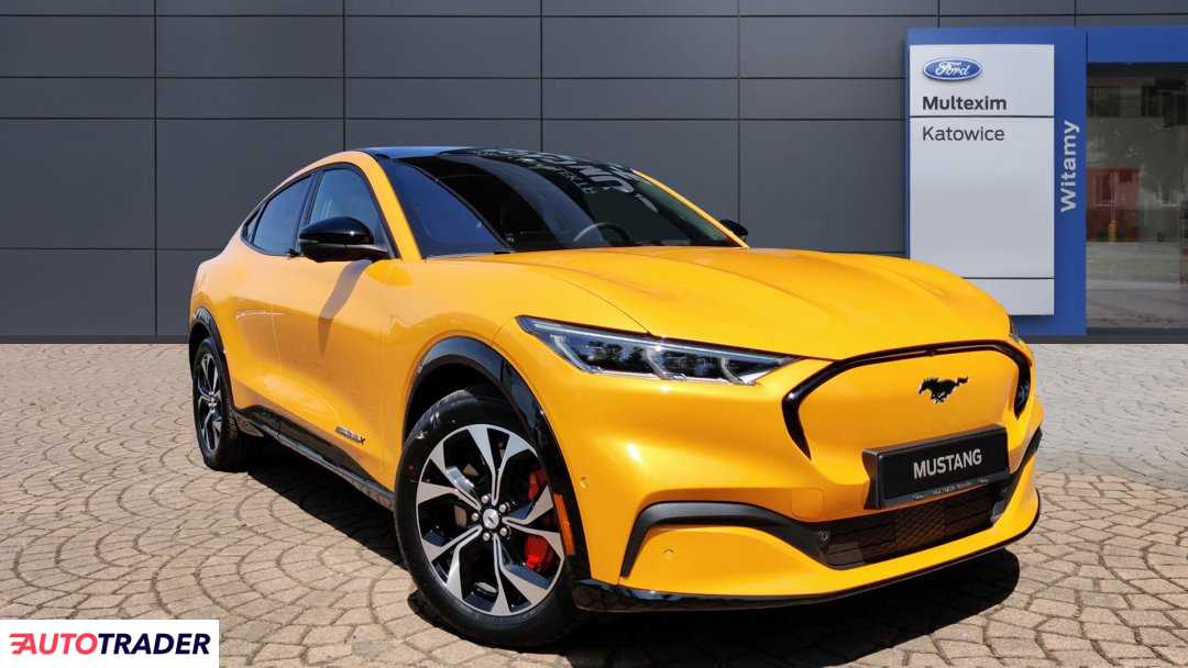 Ford Mustang 2022 351 KM Ford Mustang 2022 351 KM