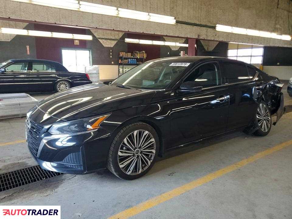 Nissan Altima 2024 2