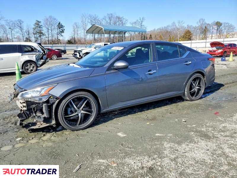 Nissan Altima 2020 2