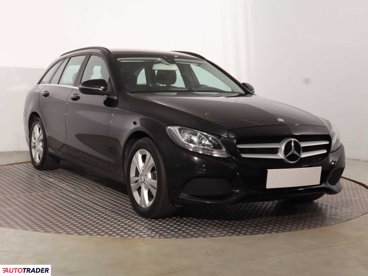 Mercedes C-klasa 2016 1.6 134 KM