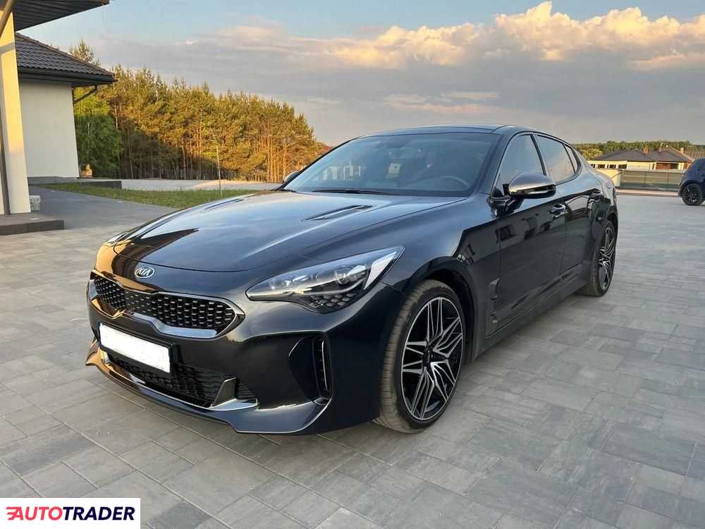 Kia Stinger 2021 3.3 366 KM Kia Stinger 2021 3.3 366 KM