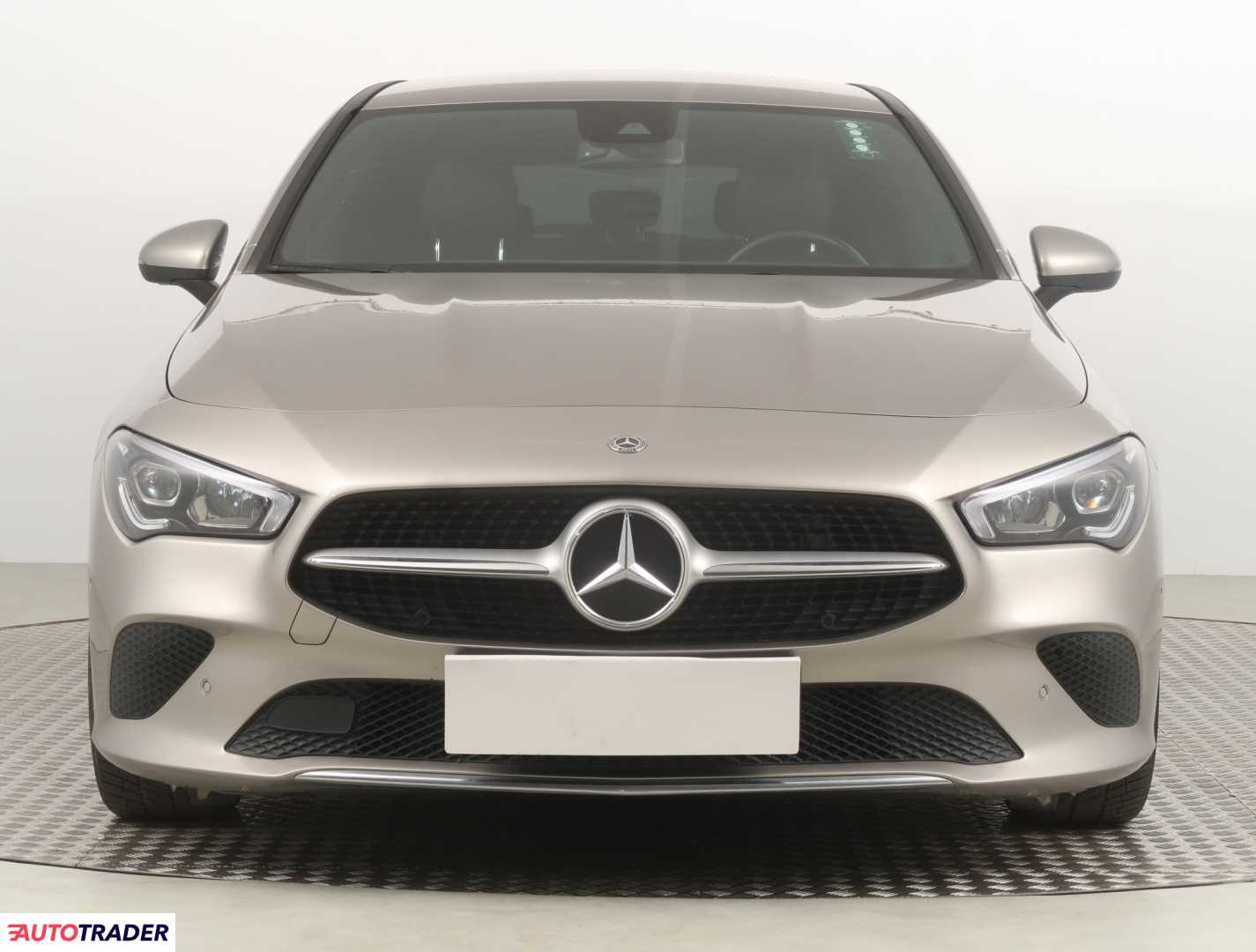 Mercedes Pozostałe 2019 2.0 147 KM