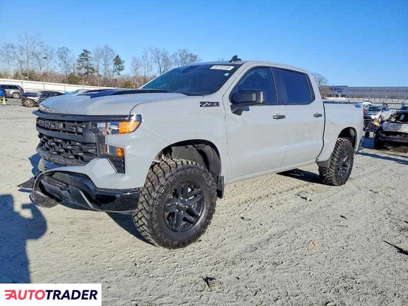 Chevrolet Silverado 2025 5