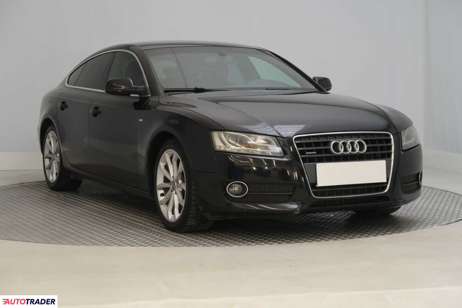 Audi A5 2011 2.0 207 KM