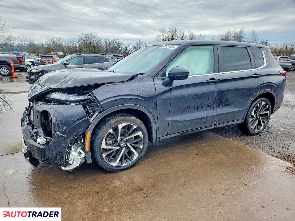 Mitsubishi Outlander 2022 2