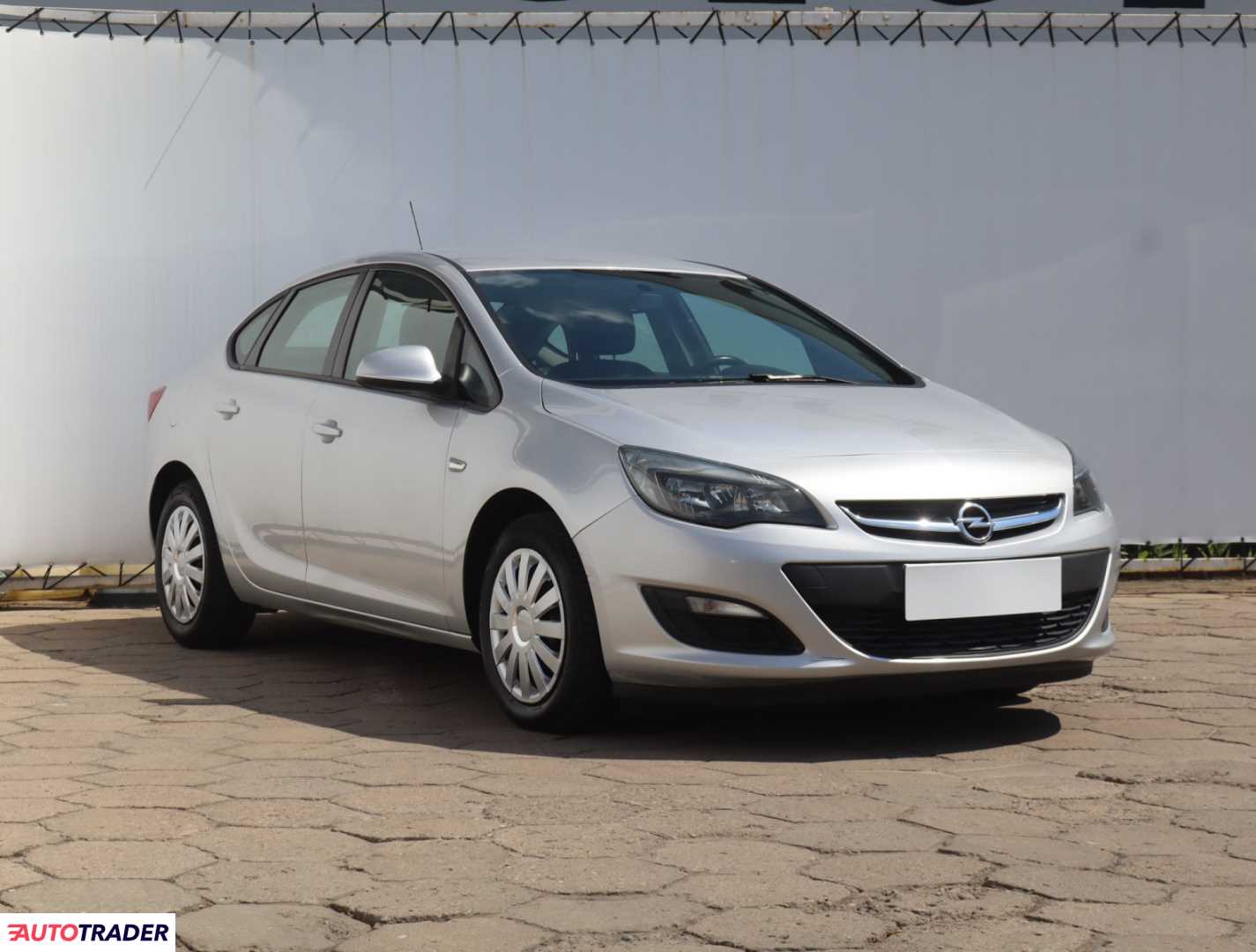 Opel Astra 2016 1.4 138 KM