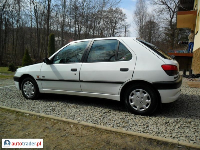Peugeot 306 1.4 benzyna 75 KM 1998r. (Jasło) Autotrader.pl