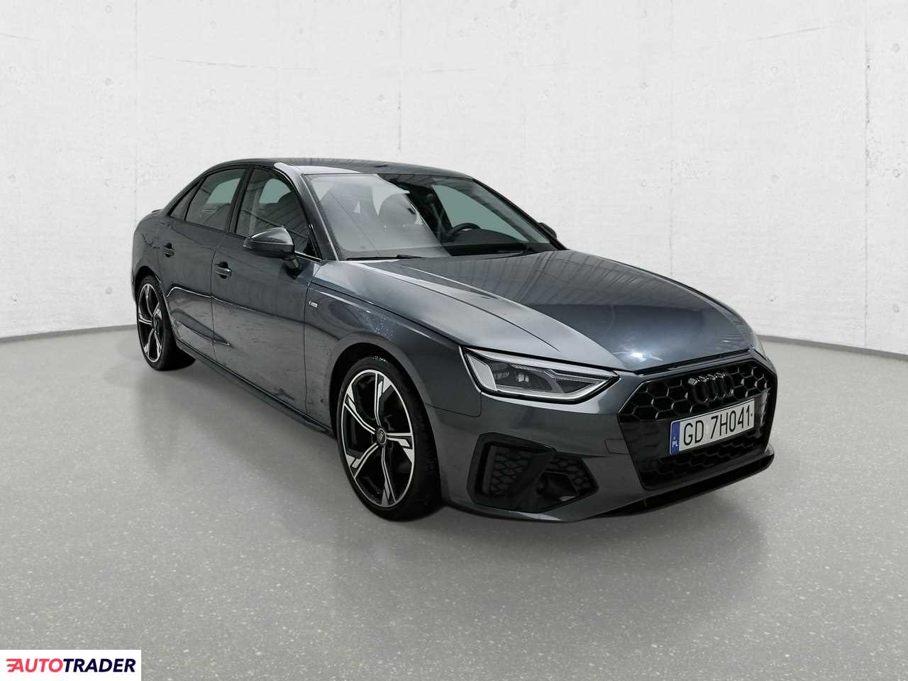 Audi A4 2023 2.0 150 KM