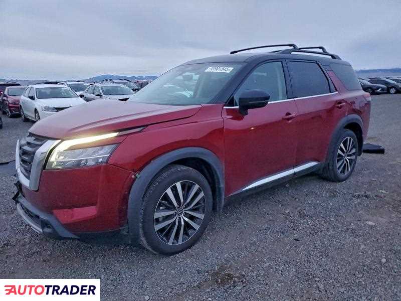 Nissan Pathfinder 2024 3