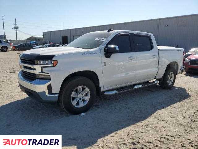 Chevrolet Silverado 5.0 benzyna 2021r. (JACKSONVILLE)