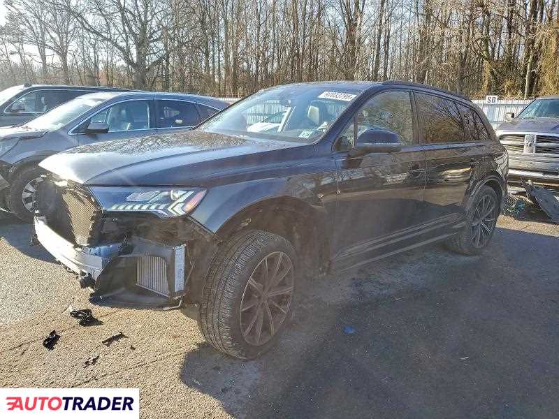 Audi Q7 2021 4