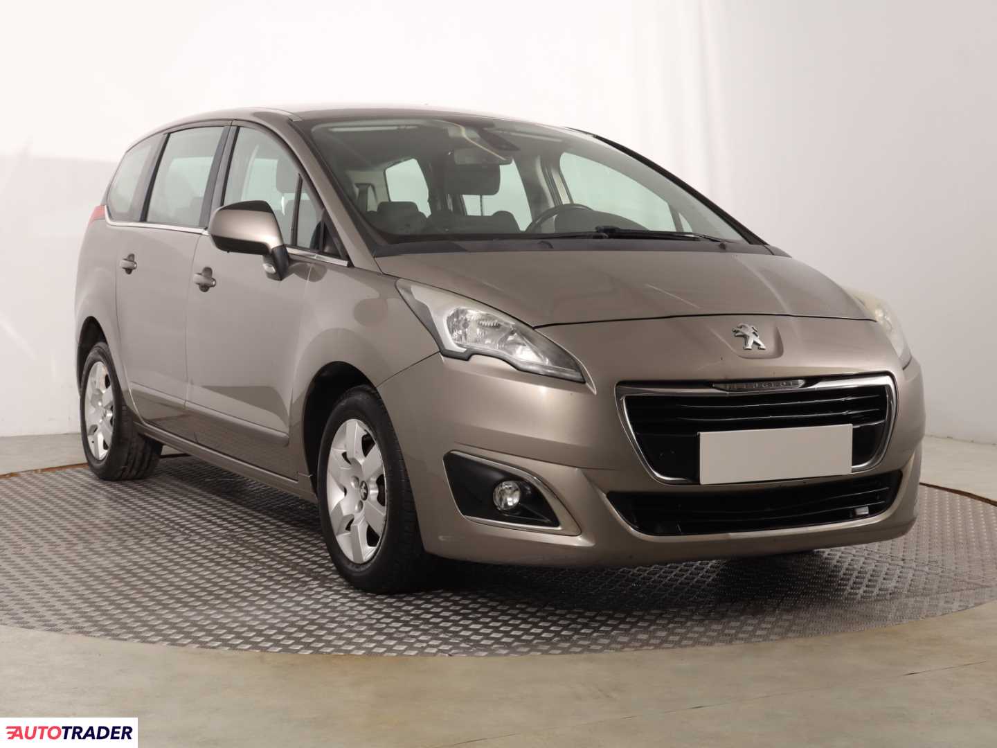 Peugeot 5008 2015 1.6 118 KM