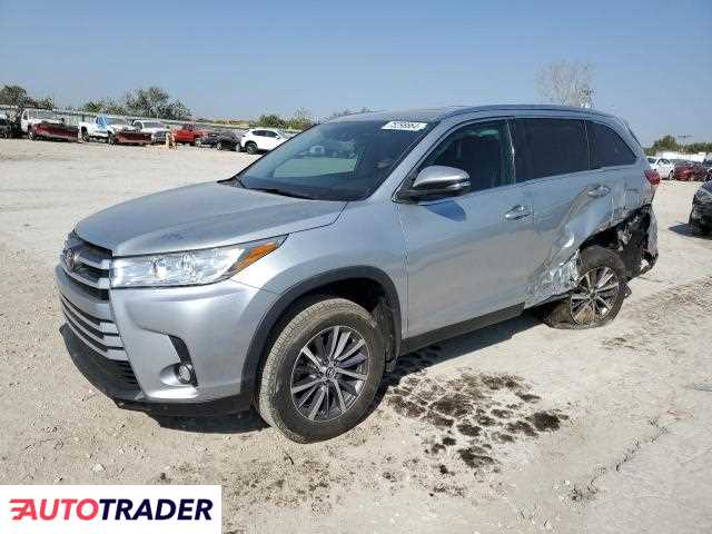 Toyota Highlander 3.0 benzyna 2019r. (KANSAS CITY)