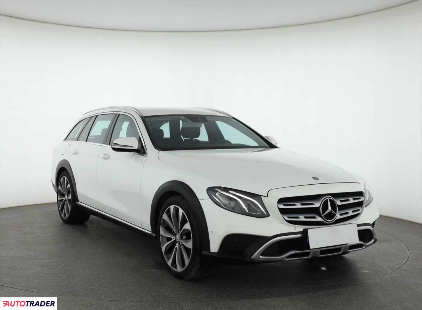 Mercedes E-klasa 2017 2.0 191 KM