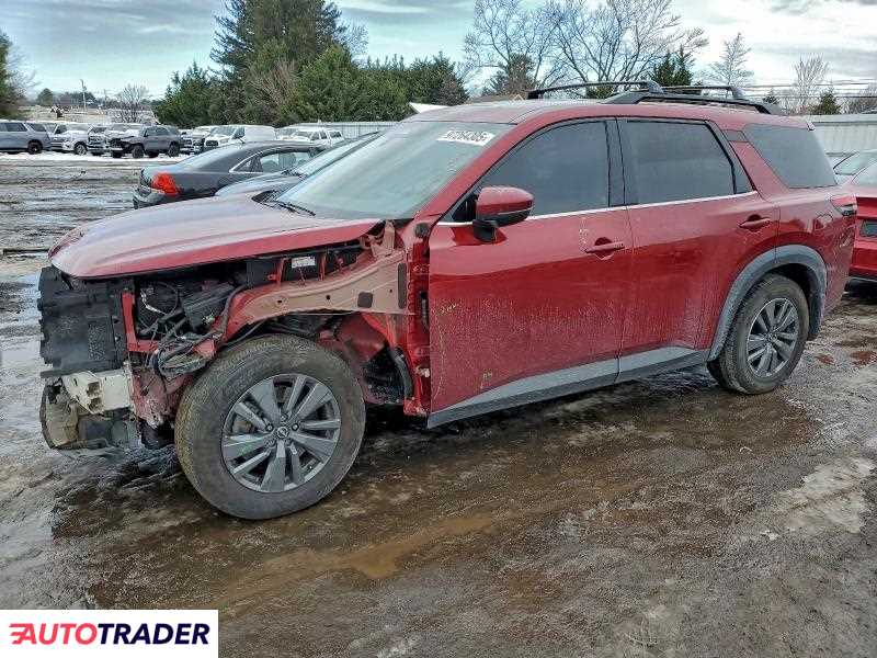 Nissan Pathfinder 2022 3