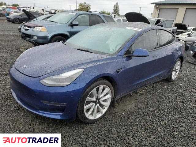 Tesla Model 3 2022