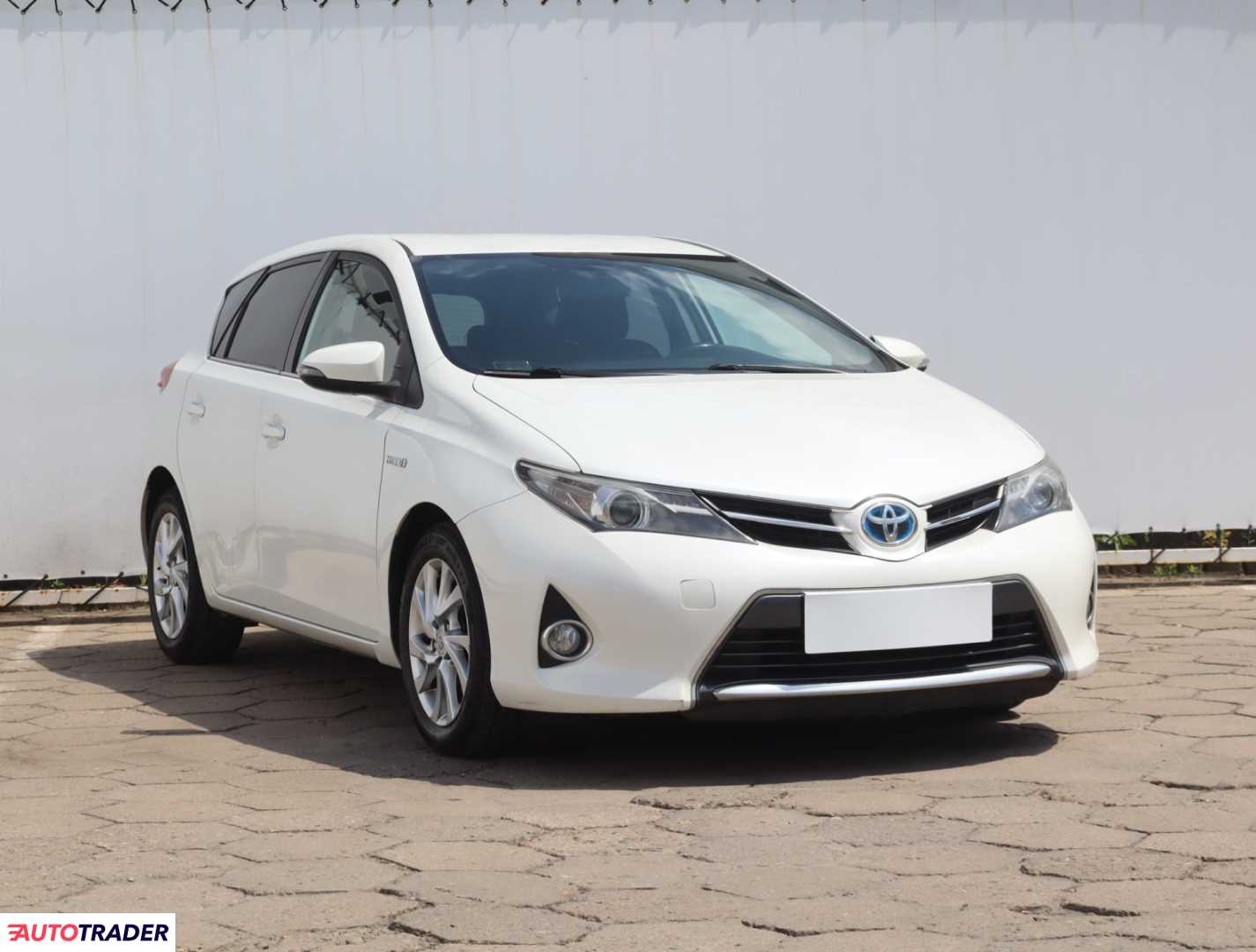 Toyota Auris 2015 1.8 134 KM
