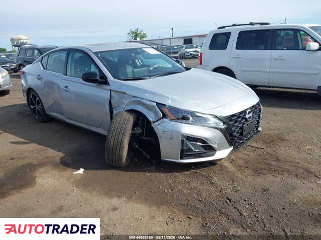 Nissan Altima 2025 2