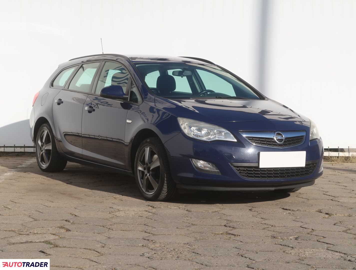 Opel Astra 1.7 108 KM 2011r. (Piaseczno)