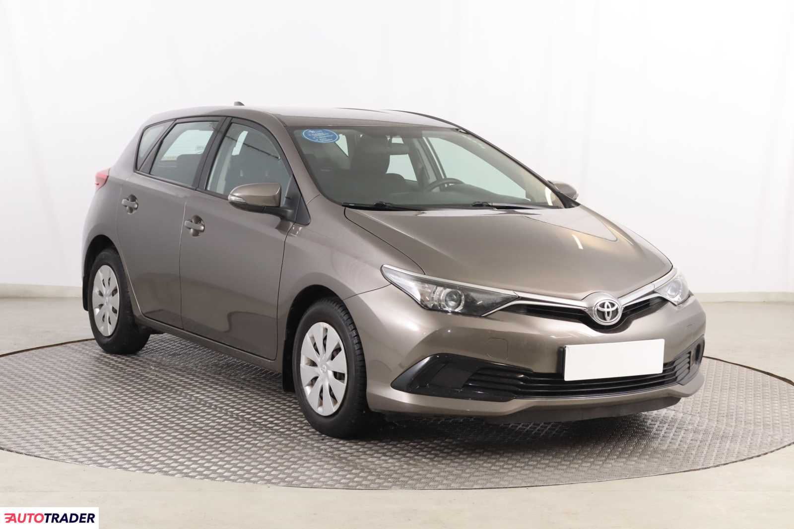 Toyota Auris 2017 1.3 97 KM