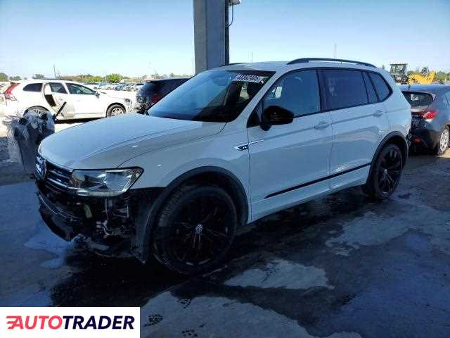 Volkswagen Tiguan 2.0 benzyna 2021r. (WEST PALM BEACH)