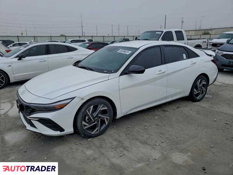 Hyundai Elantra 2025 2