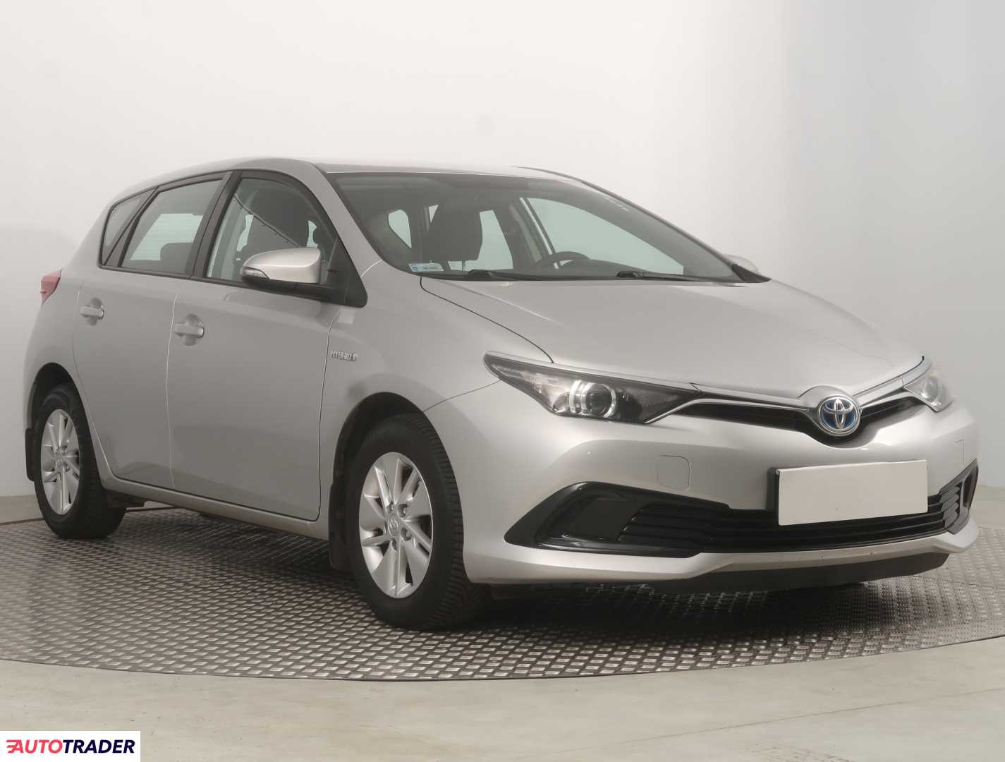 Toyota Auris 2016 1.8 134 KM