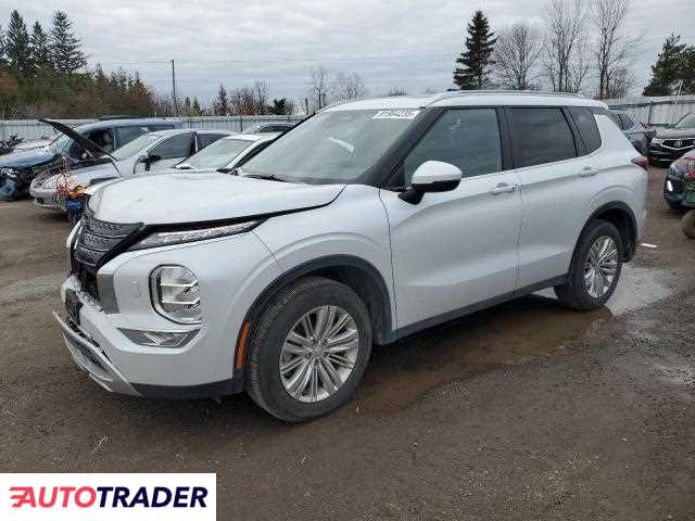 Mitsubishi Outlander 2024 2