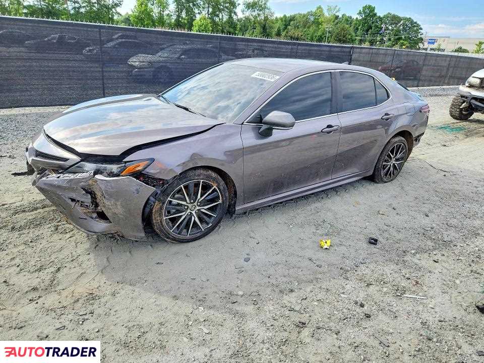 Toyota Camry 2024
