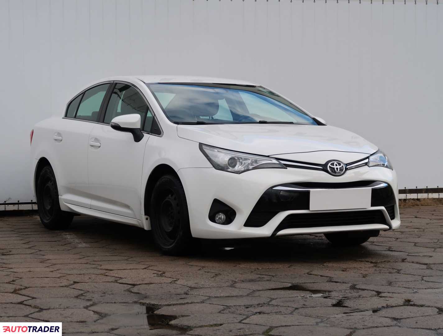 Toyota Avensis 2015 1.8 144 KM