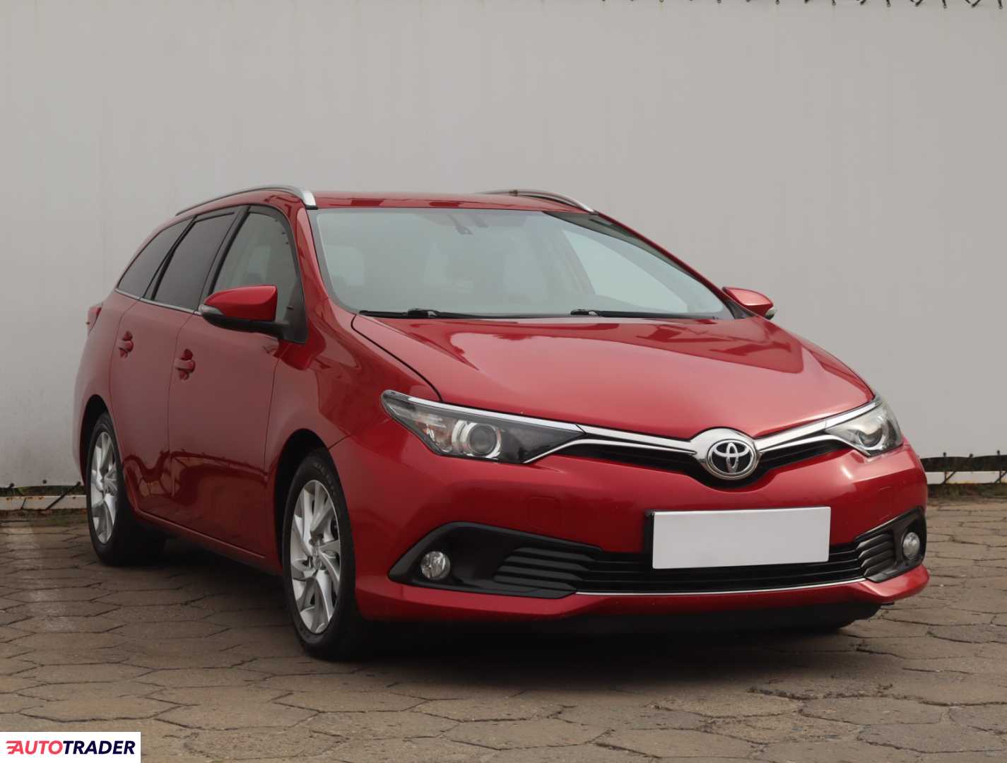 Toyota Auris 2015 1.6 109 KM