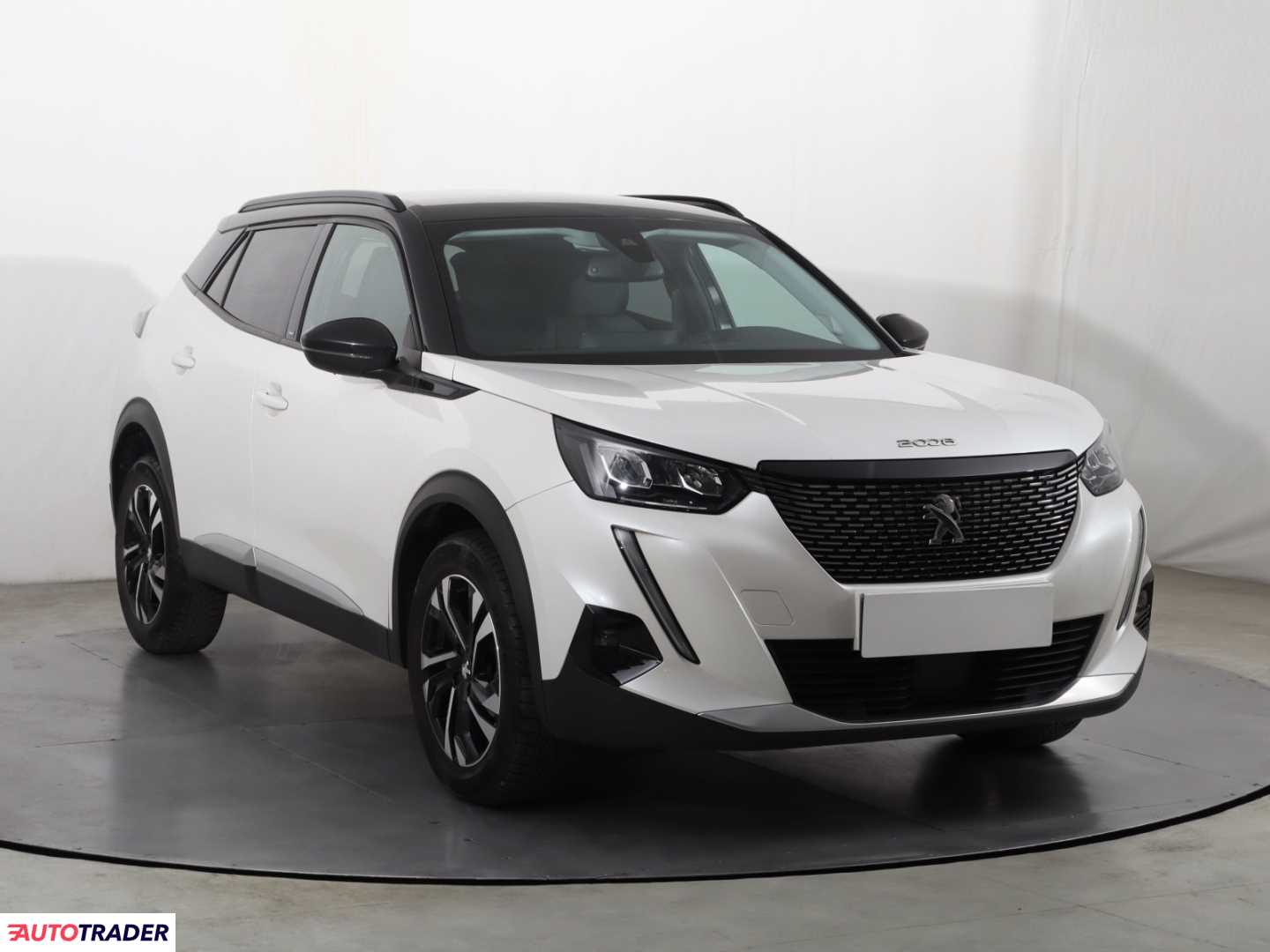 Peugeot 2008 2021 1.2 99 KM