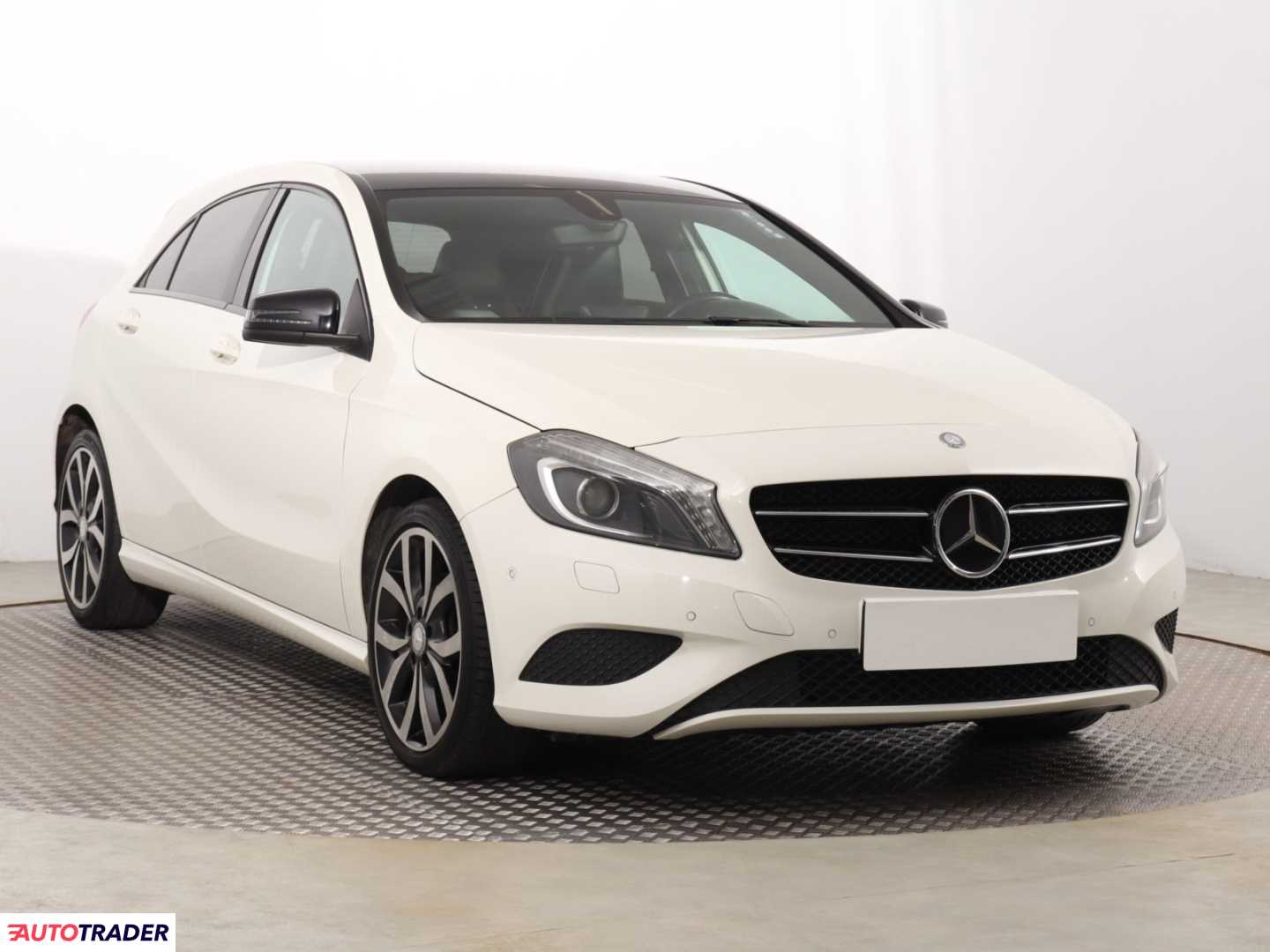 Mercedes A-klasa 2012 1.6 120 KM Mercedes A-klasa 2012 1.6 120 KM