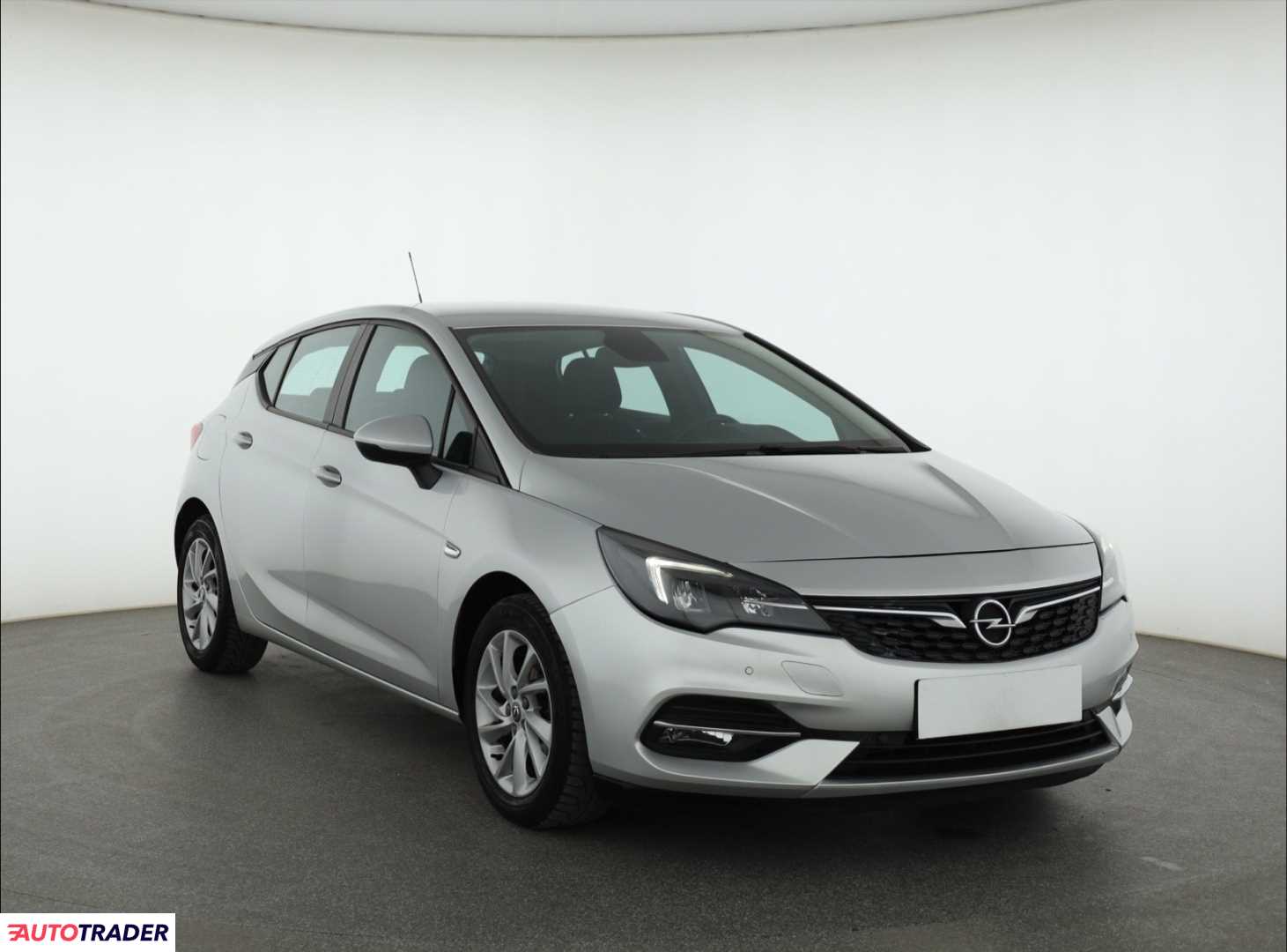 Opel Astra 2019 1.2 108 KM