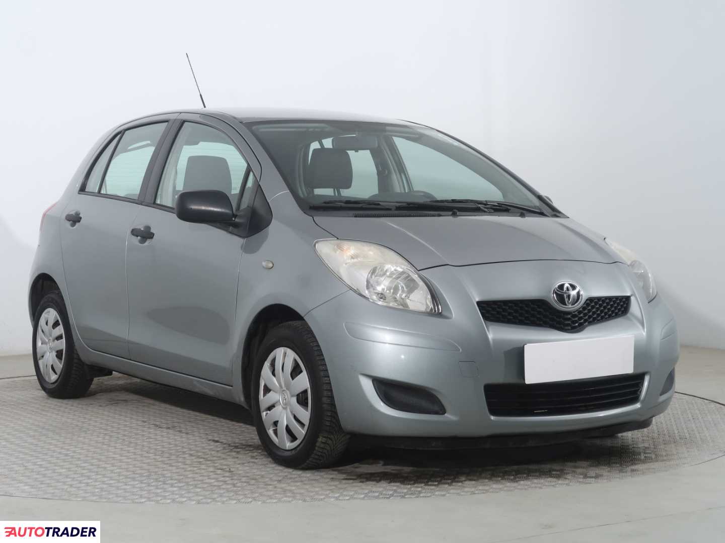 Toyota Yaris 2009 1.0 68 KM Toyota Yaris 2009 1.0 68 KM