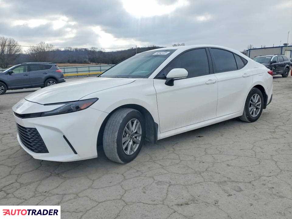 Toyota Camry 2025 2
