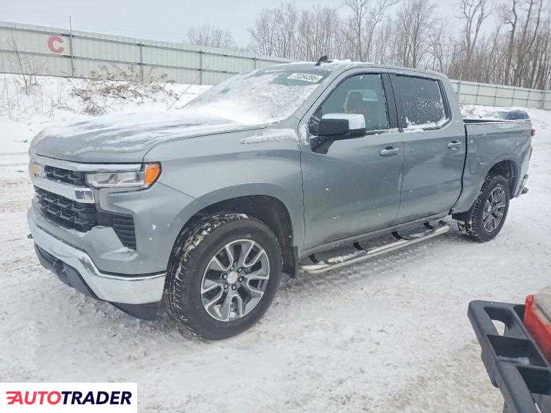 Chevrolet Silverado 2025 2