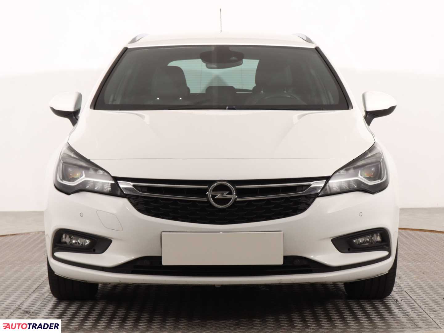 Opel Astra 2016 1.6 134 KM