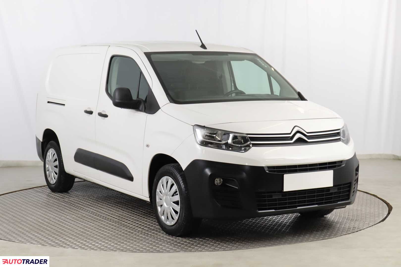 Citroen Berlingo 2018 1.6 Citroen Berlingo 2018 1.6
