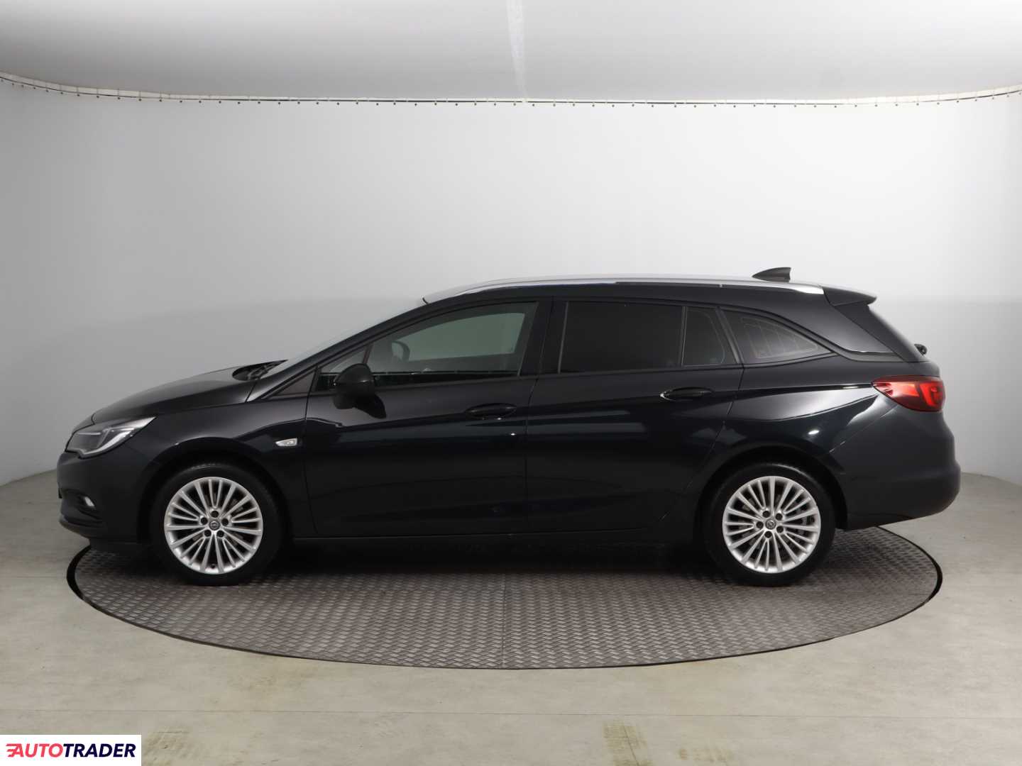 Opel Astra 2016 1.6 108 KM Opel Astra 2016 1.6 108 KM