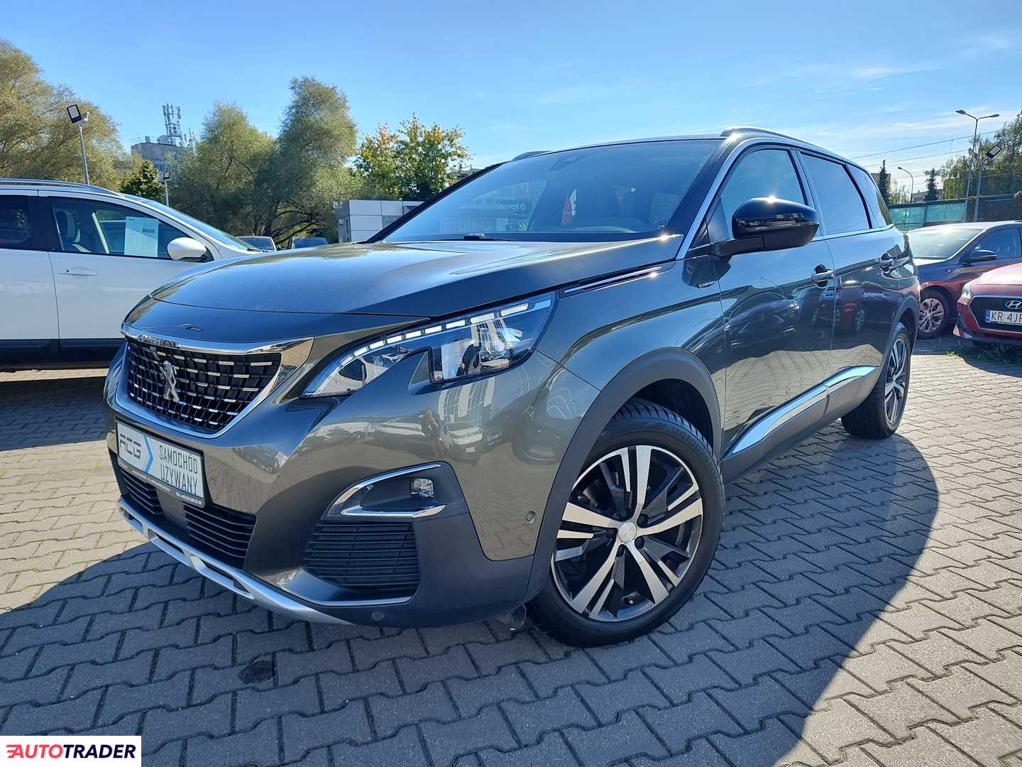 Peugeot 5008 2019 1.5 130 KM