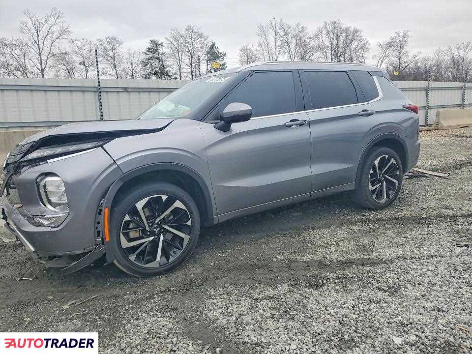 Mitsubishi Outlander 2022 2
