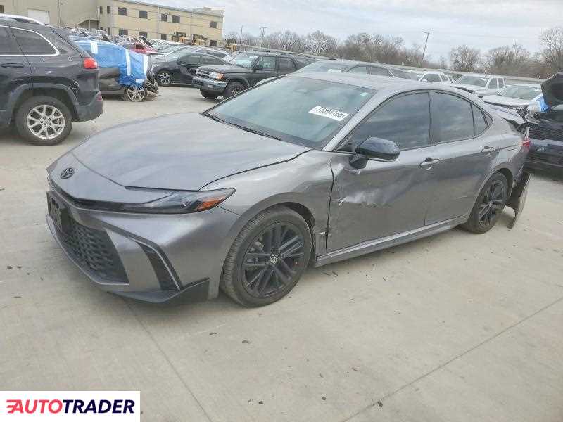 Toyota Camry 2025 2
