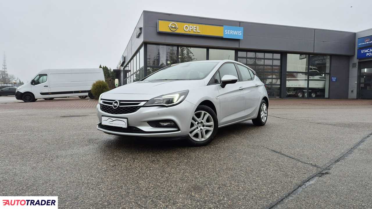 Opel Astra 2018 1.4 125 KM