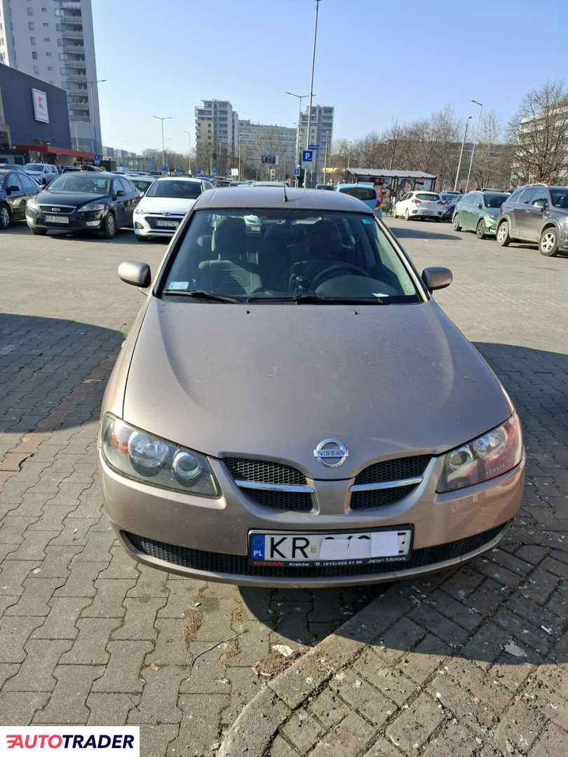 Nissan Almera Tino 2006 1.5 98 KM