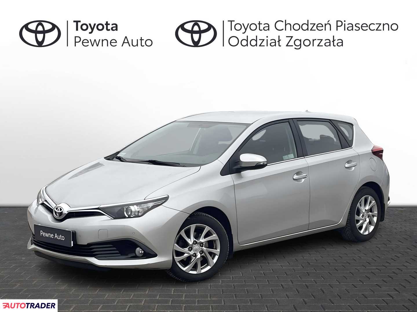 Toyota Auris 2015 1.6 132 KM