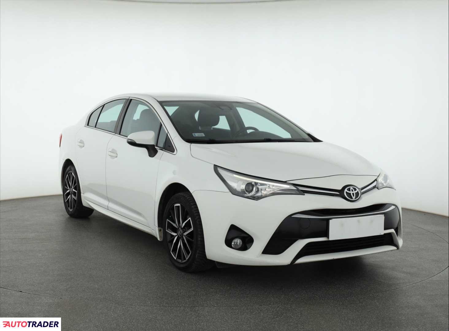 Toyota Avensis 2015 1.8 144 KM